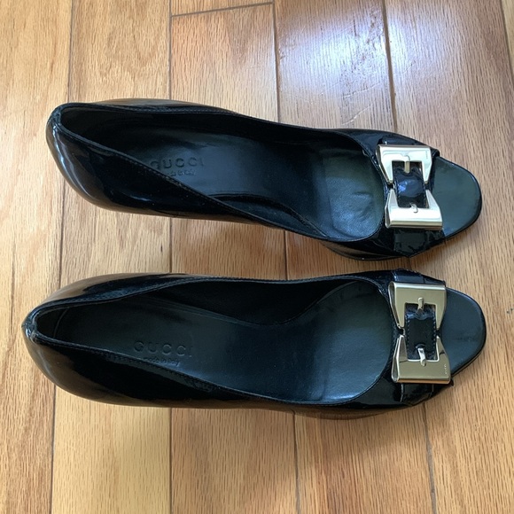 GUCCI  Open Toe Pump - Picture 4 of 15